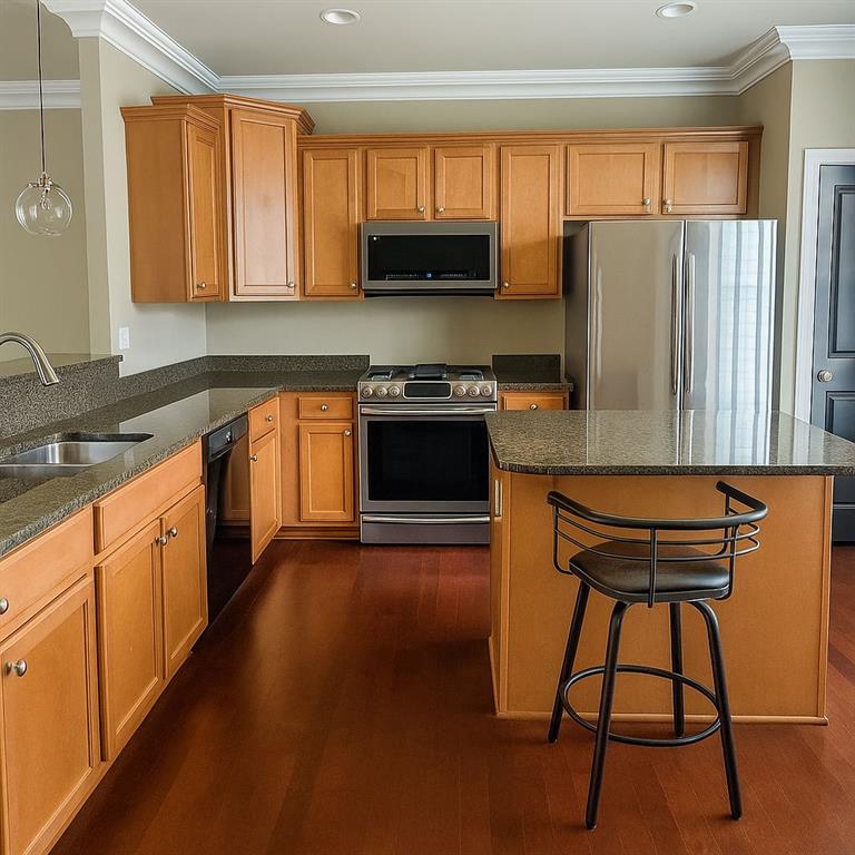 3235 Greenwood Oak Drive