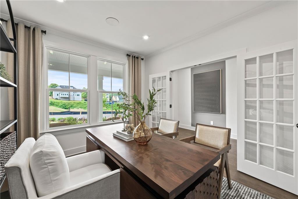 313 Canoe Place
