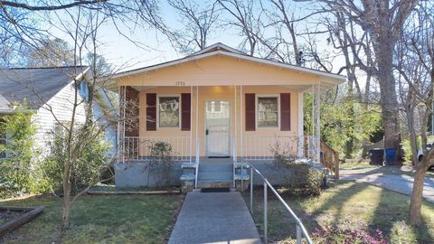 1776 Spring Avenue East Point GA 30344