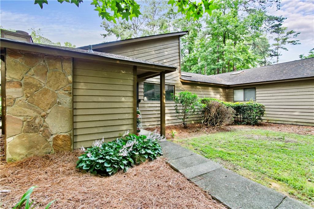830 Bonnie Glen Drive SE