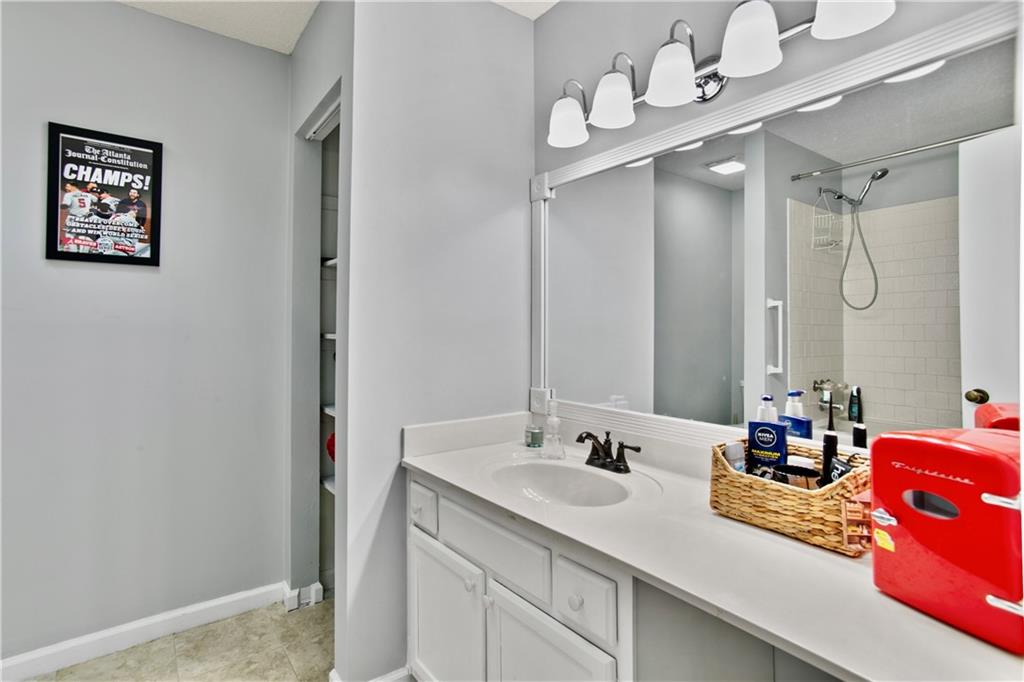 Bonnie Glen - Residential