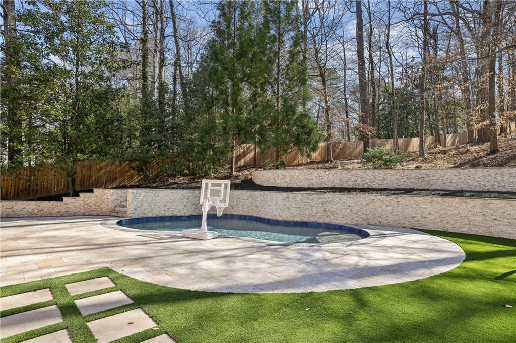 4441 Rebel Valley View SE