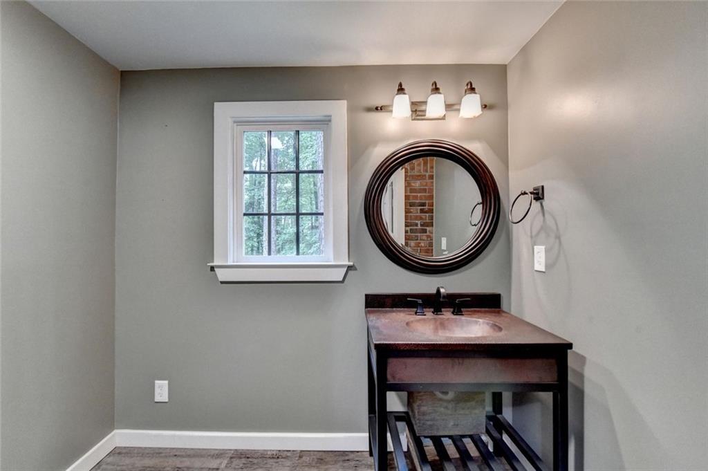 5507 Martina Way, Dunwoody, Georgia image 25