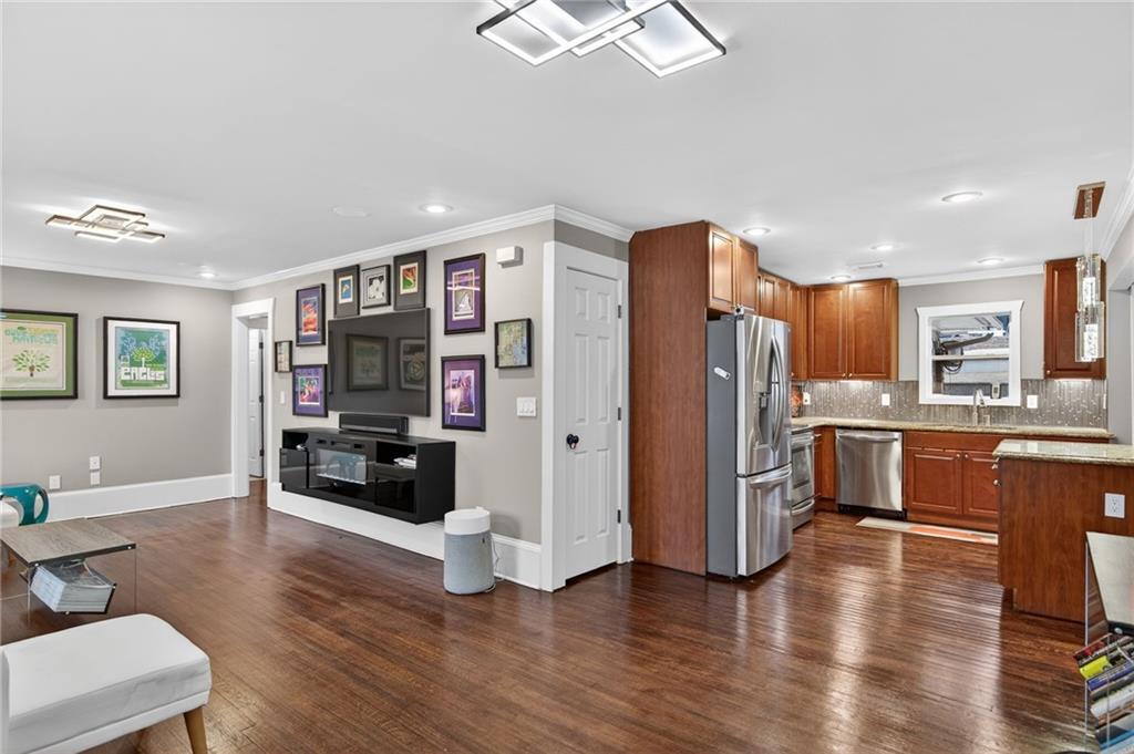 1500 Waltham Place SE