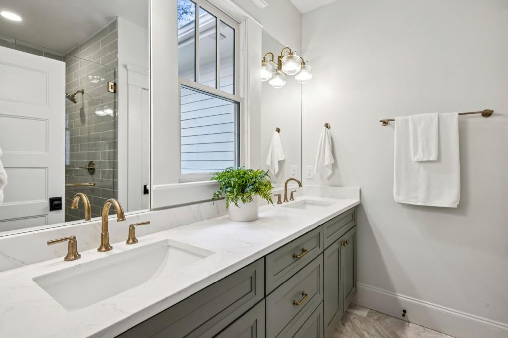 Grant Park - Residential