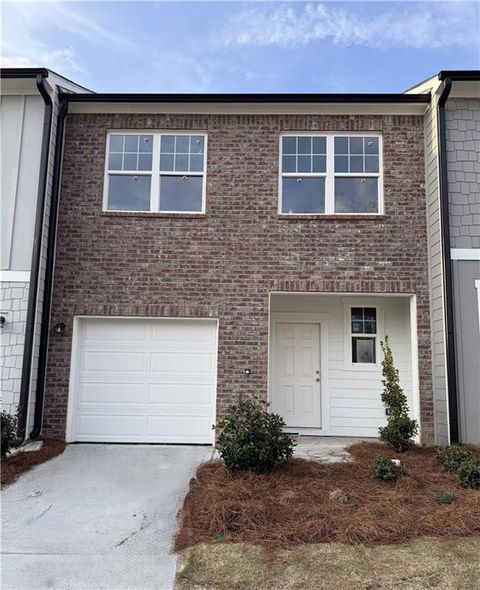 Townhouse For Sale - 2067 Emerson Drive<br/> Barrow County, Auburn, GA 30011