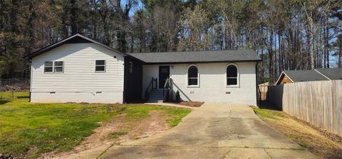 Homes For Sale - 96 Sedgefield Drive<br/> Jonesboro, GA 30236