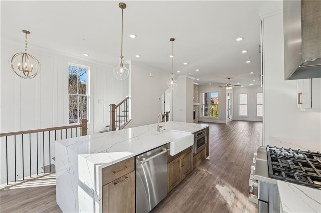 Towns on Thompson - Residential