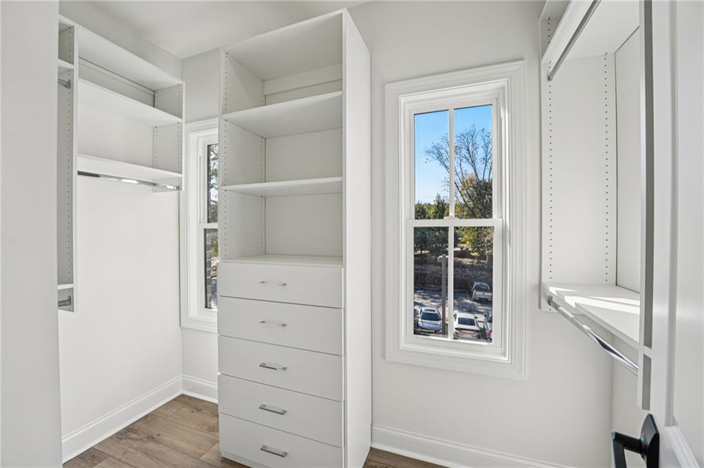 Towns on Thompson - Residential