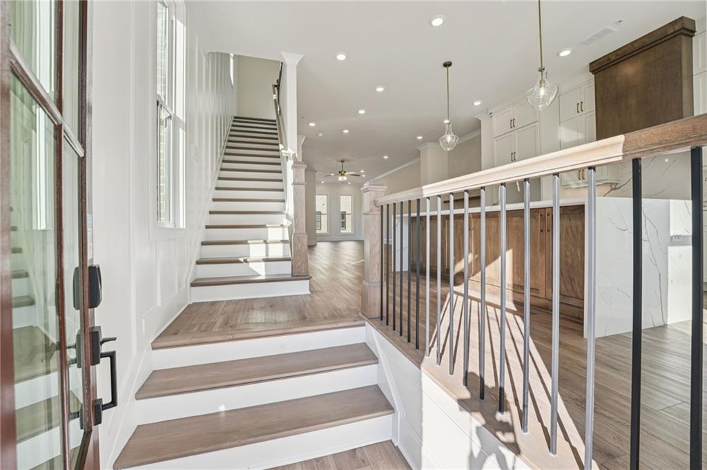 Towns on Thompson - Residential