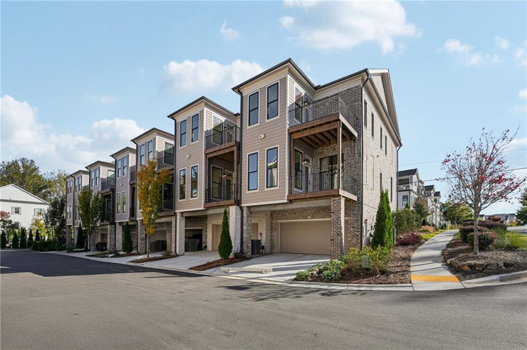 Towns on Thompson - Residential