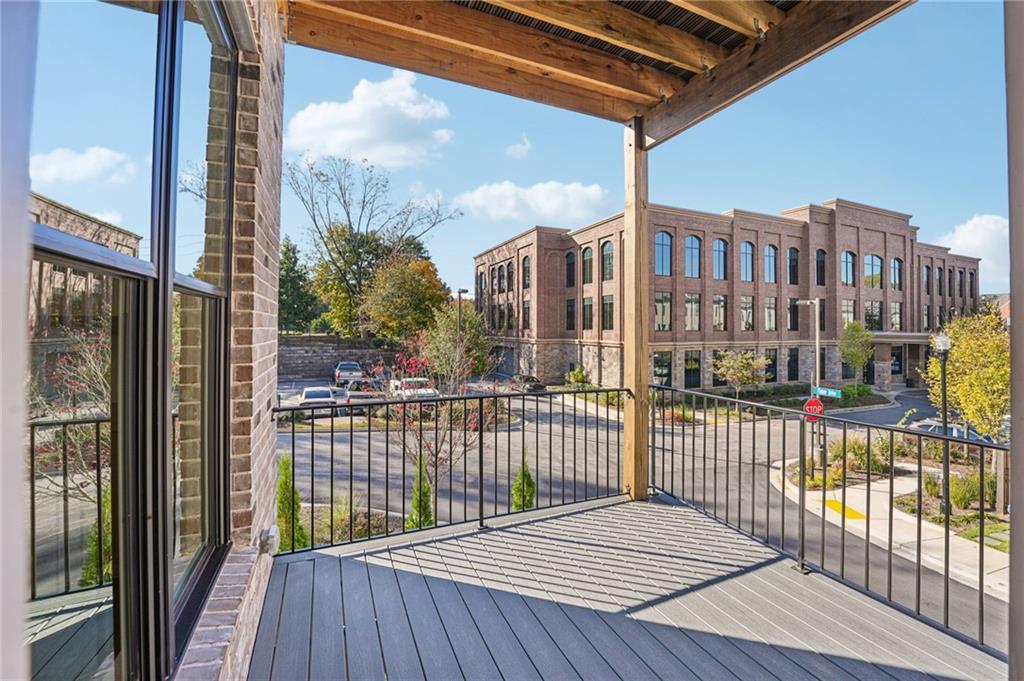 Towns on Thompson - Residential