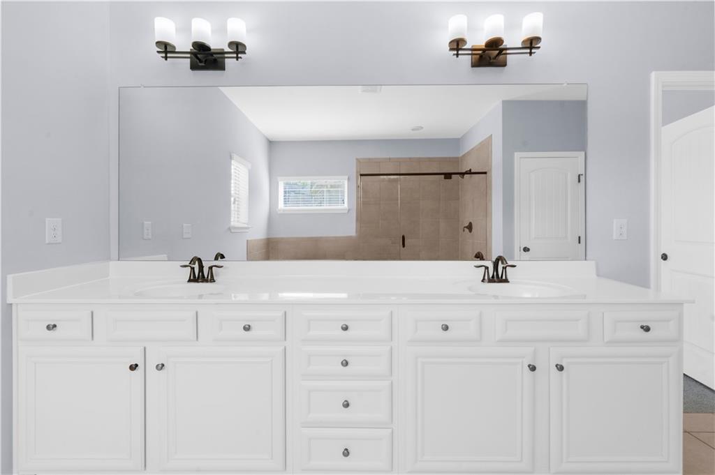 5435 Mirror Lake Drive, Cumming, Georgia image 37