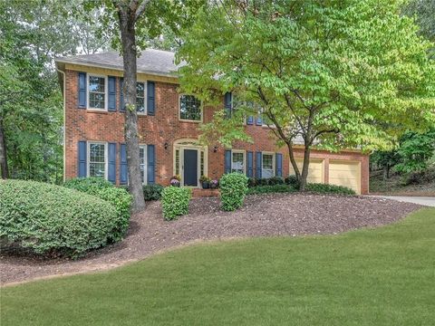 1020 Summer Oaks Close Roswell GA 30076