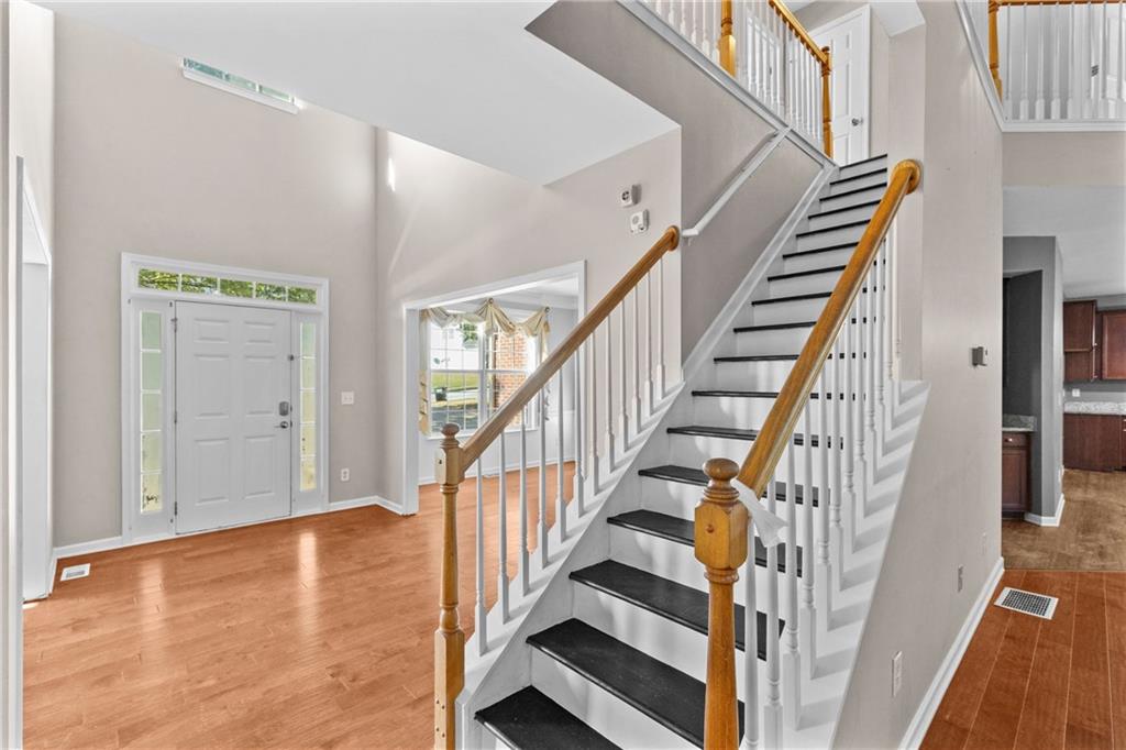 998 Mitford Lane