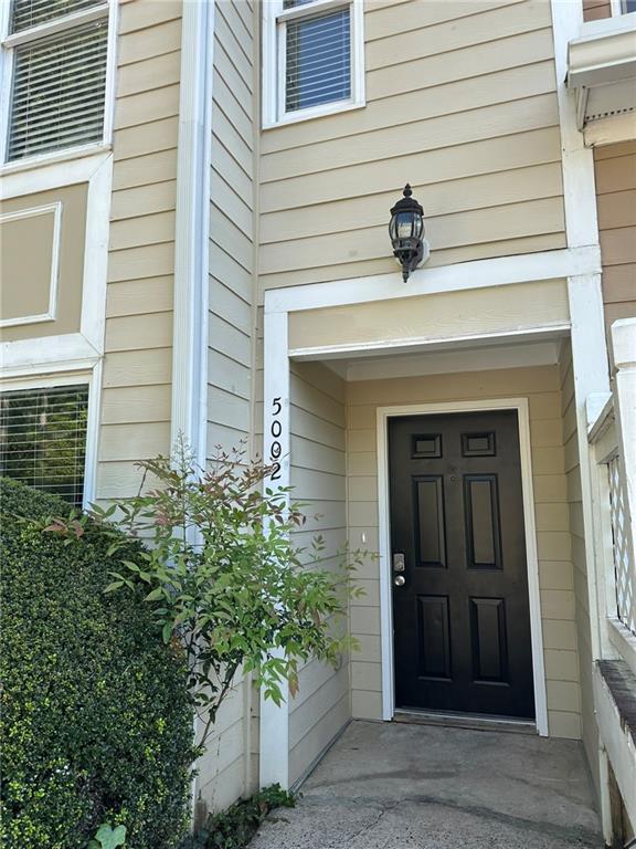 5002 Avalon Drive, Alpharetta, Georgia image 2