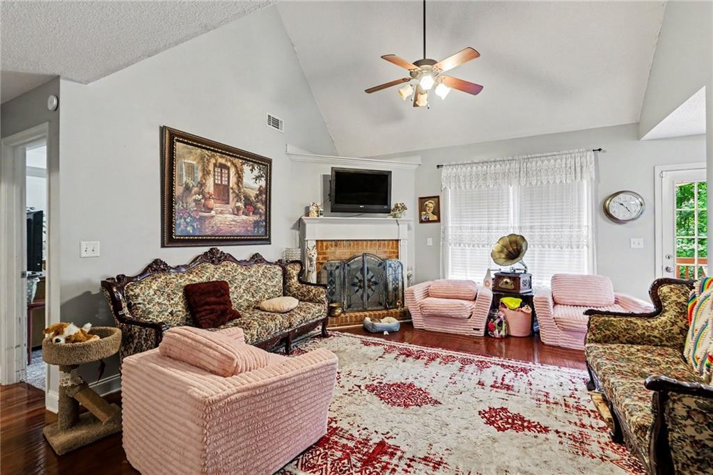3186 Sweetbriar Drive