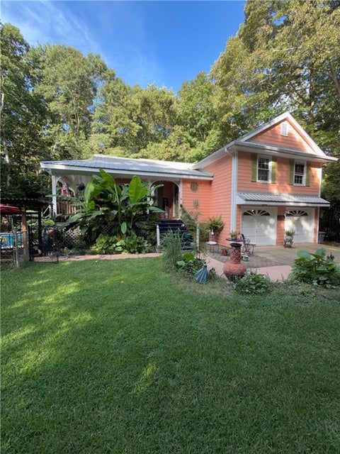 Homes For Sale - 1290 Moreland Road<br/> Williamson, GA 30292