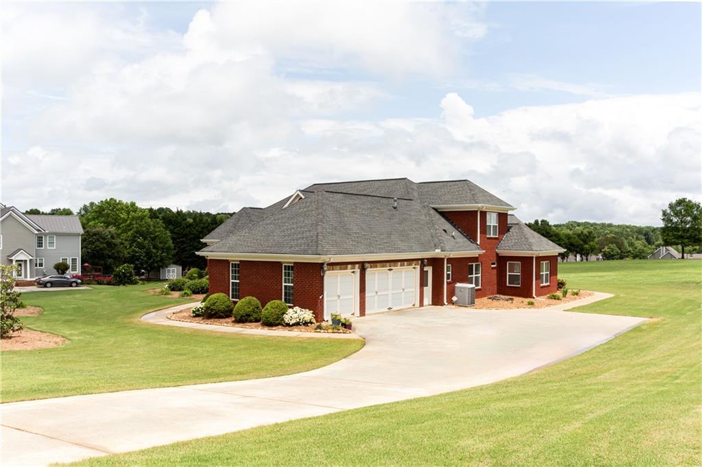 1365 Ivy Plantation
