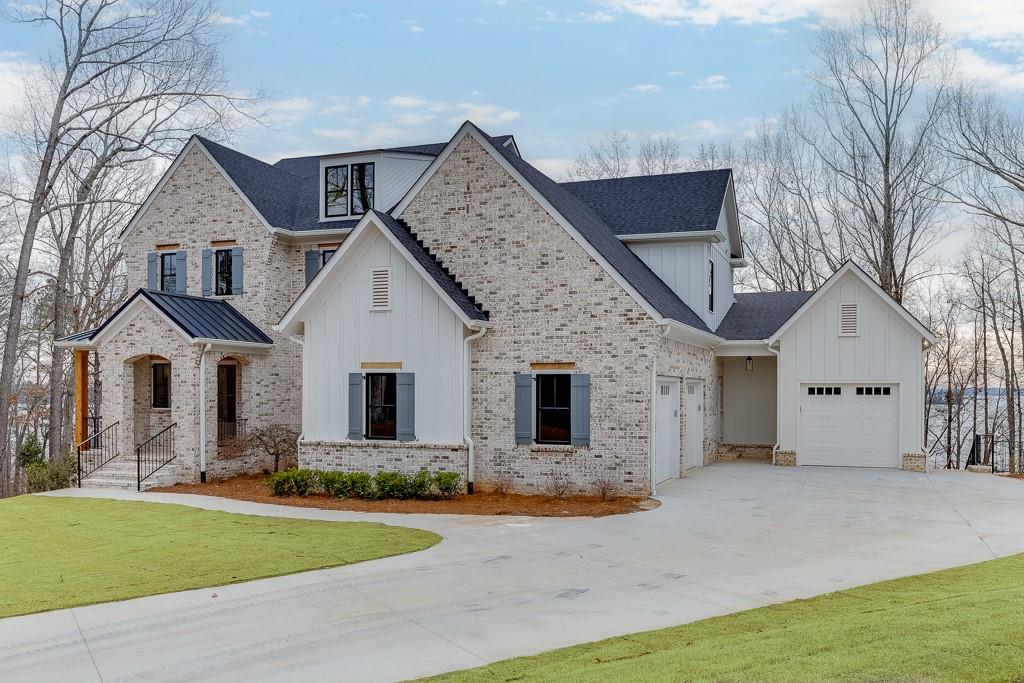 7625 Breeze Bay Road