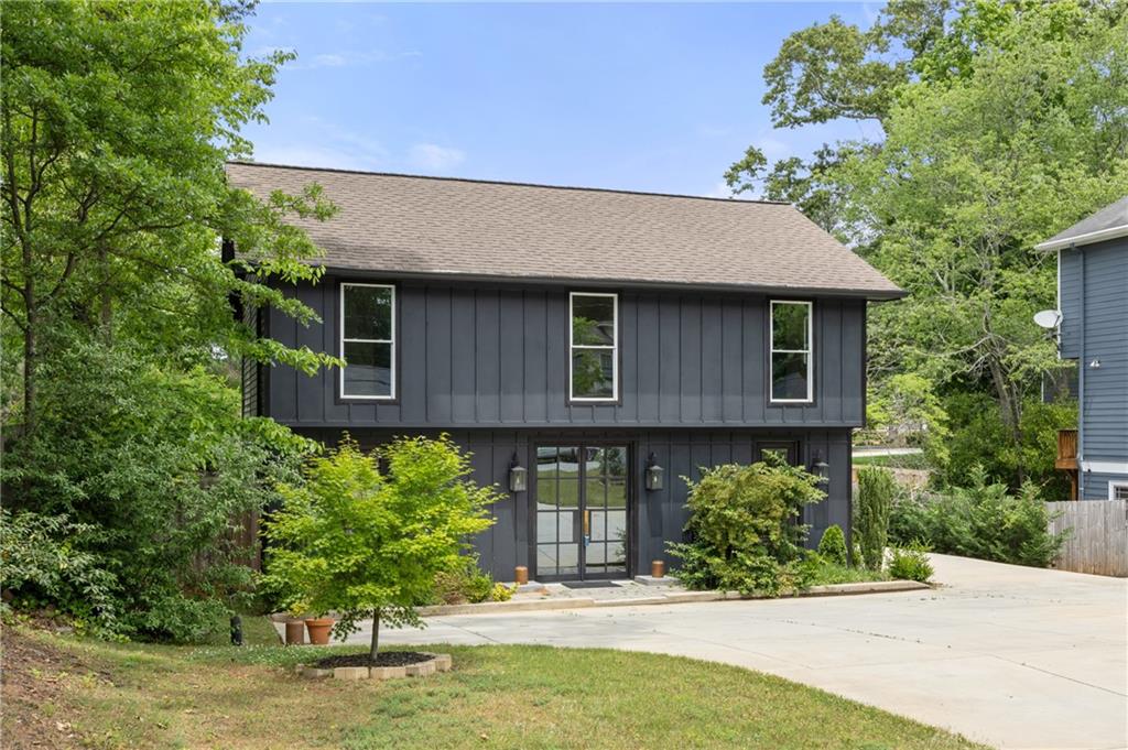 2824 Tupelo Street SE