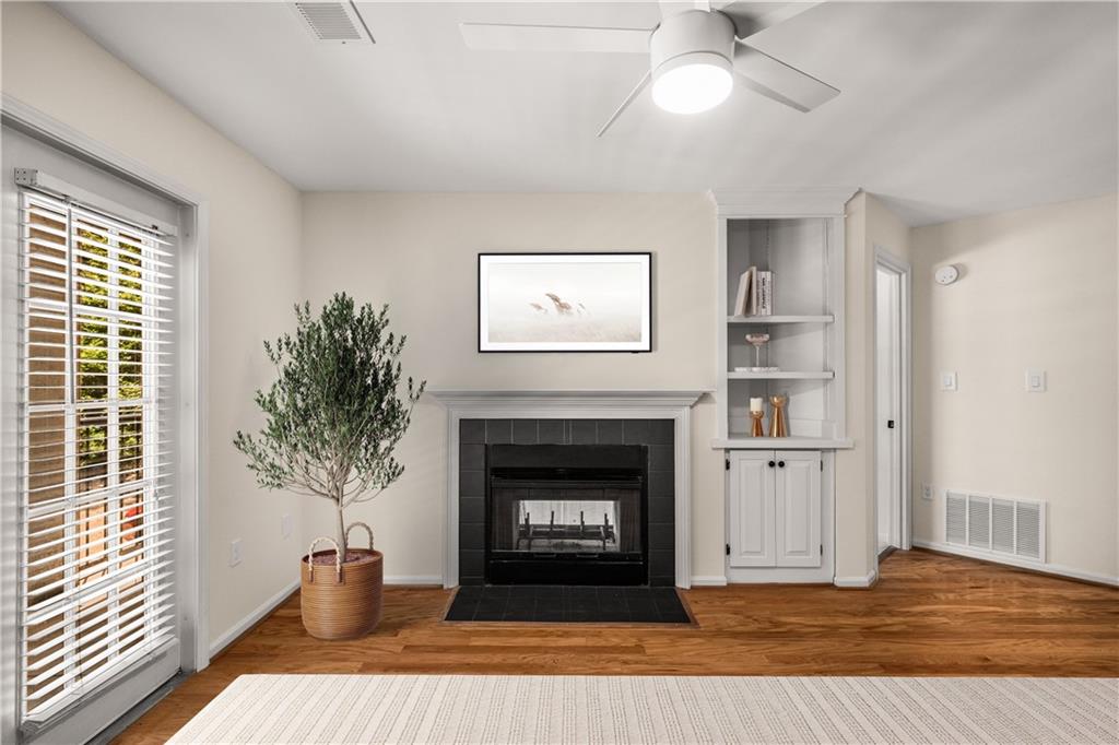 3655 Habersham Road NE 203