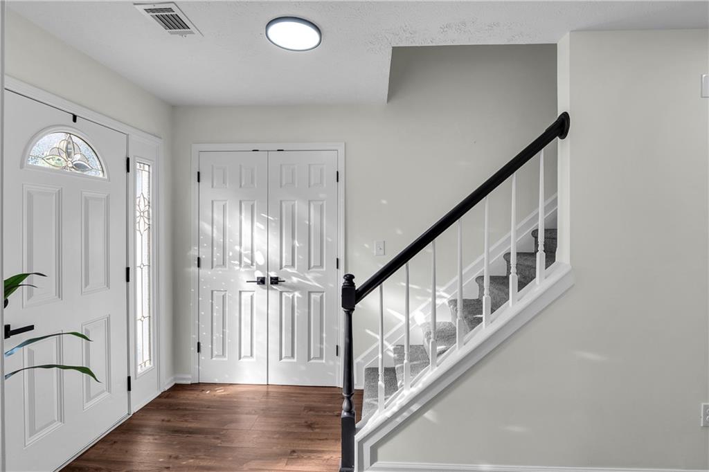 1172 Rockmart Circle NW