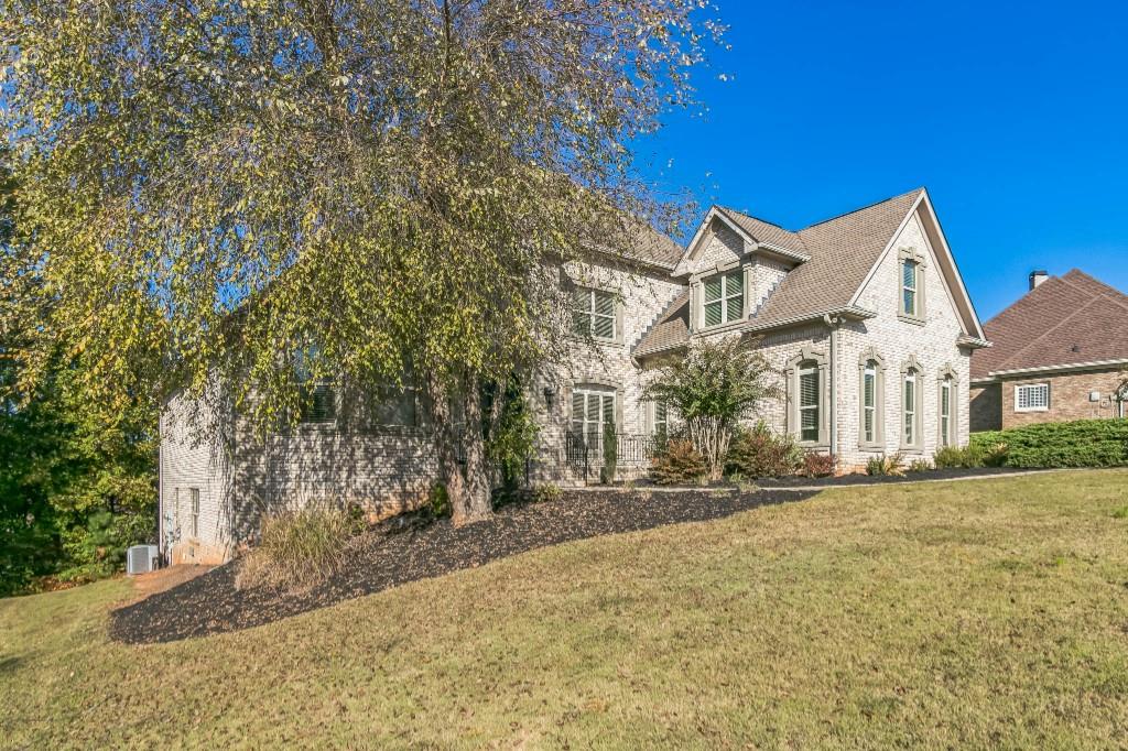 3939 Perry Pass