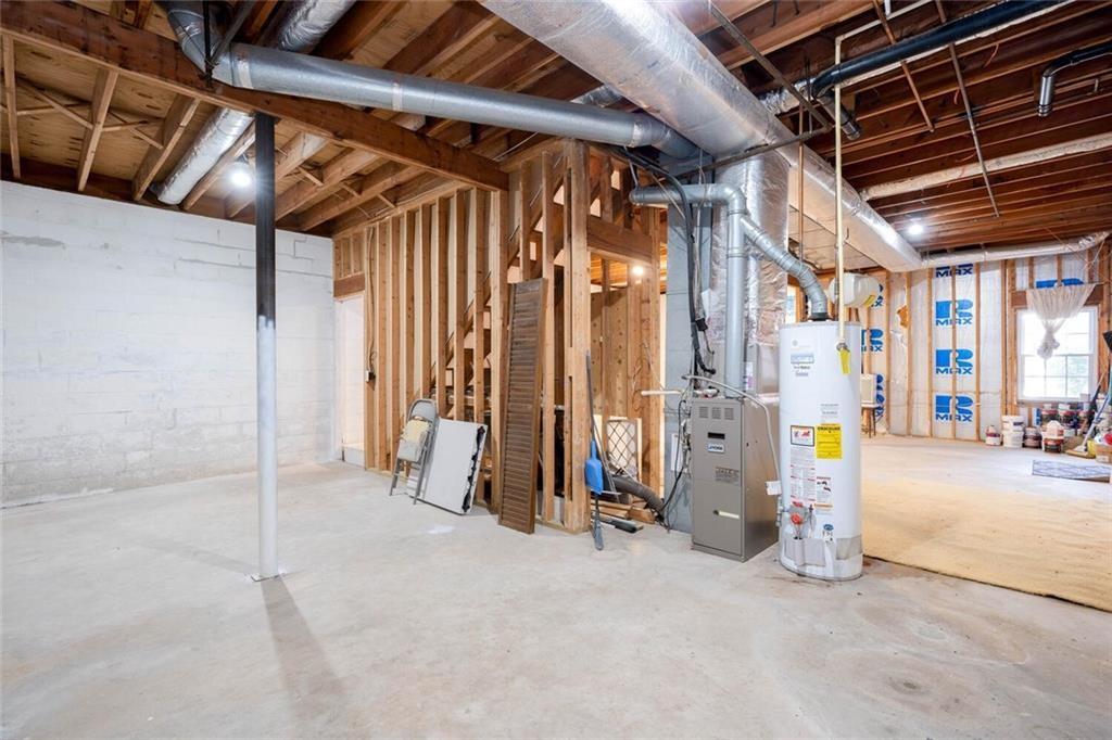 Seven Springs - Residential Lease