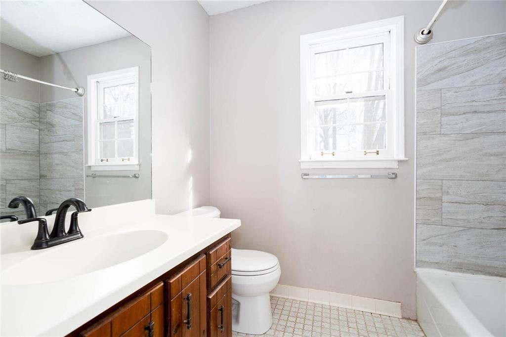 Seven Springs - Residential Lease