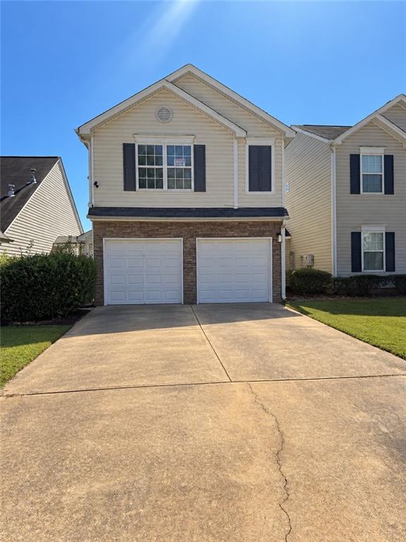 Photo 1 of 25 — 310 Lakeside Circle, Covington, GA 30016