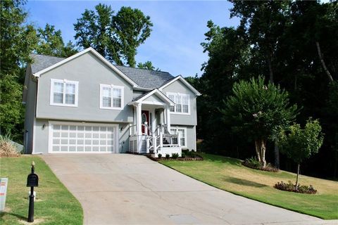 A home in Flowery Branch