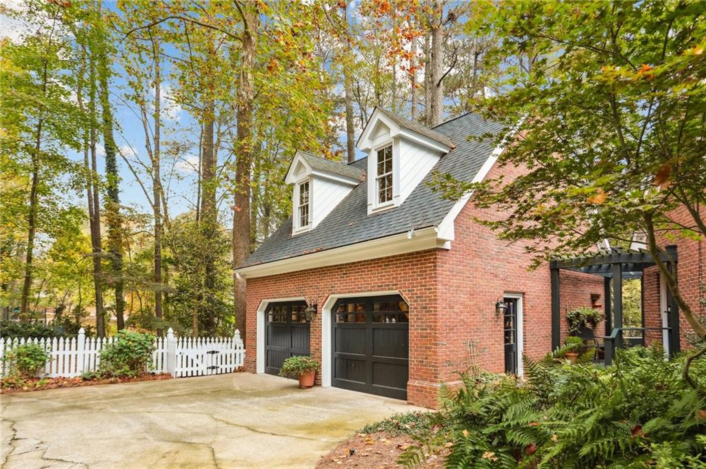 WHITLOCK HEIGHTS - Residential
