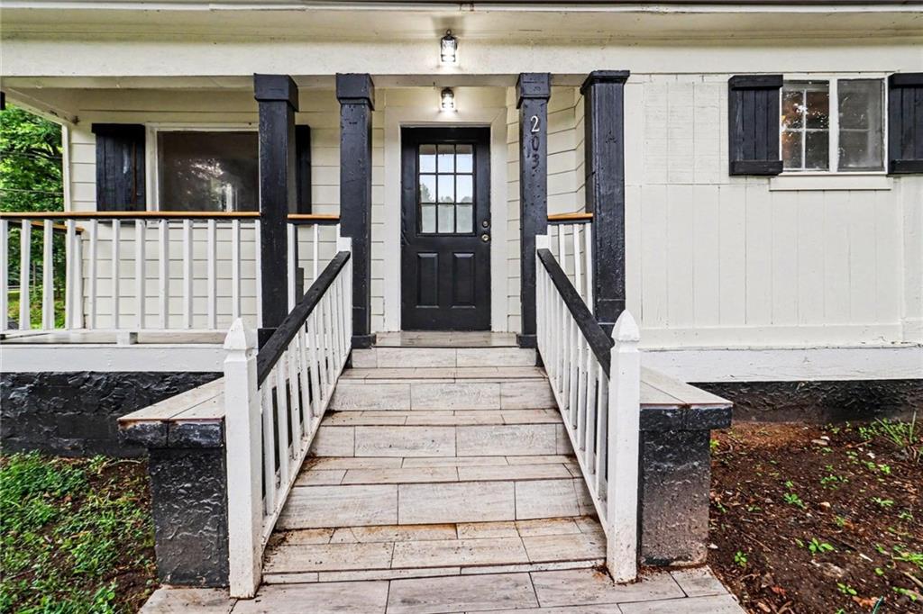 203 Kenwood Road