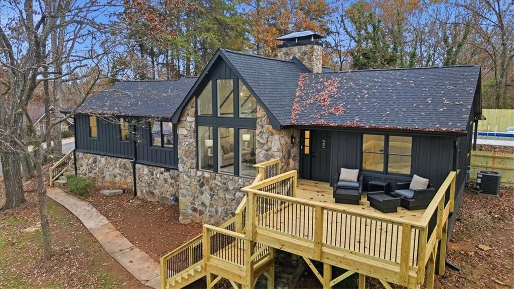 4225 Twin Rivers Drive