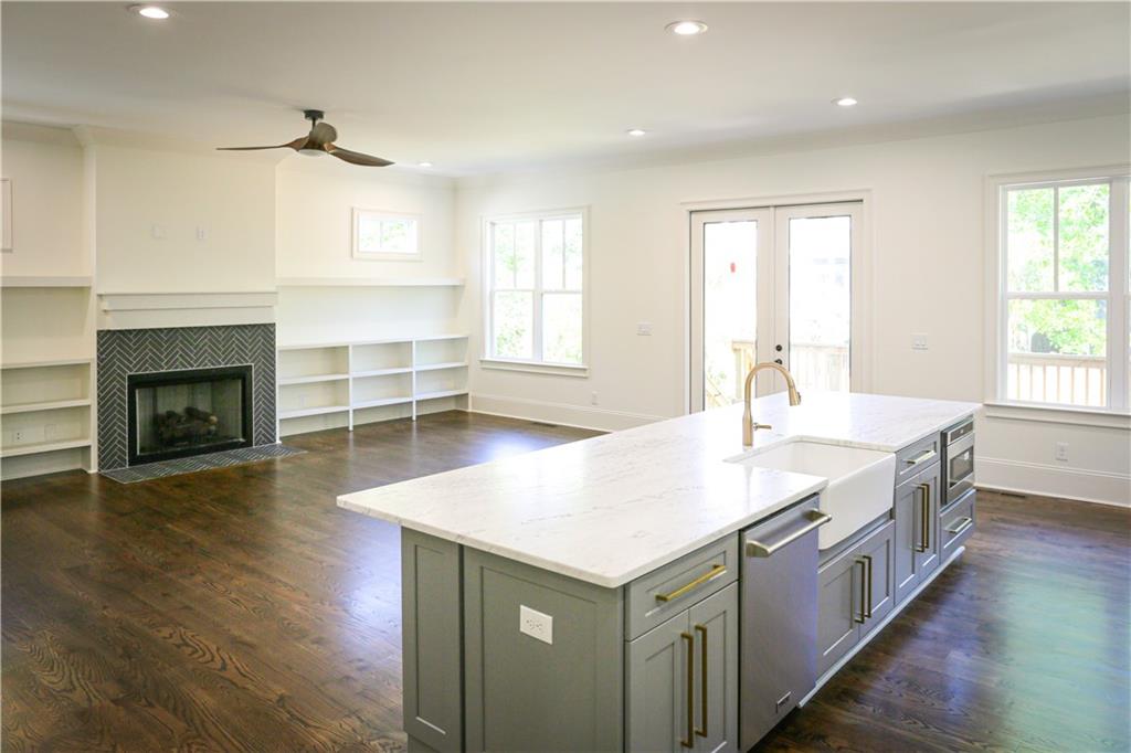 Lake Claire - Residential