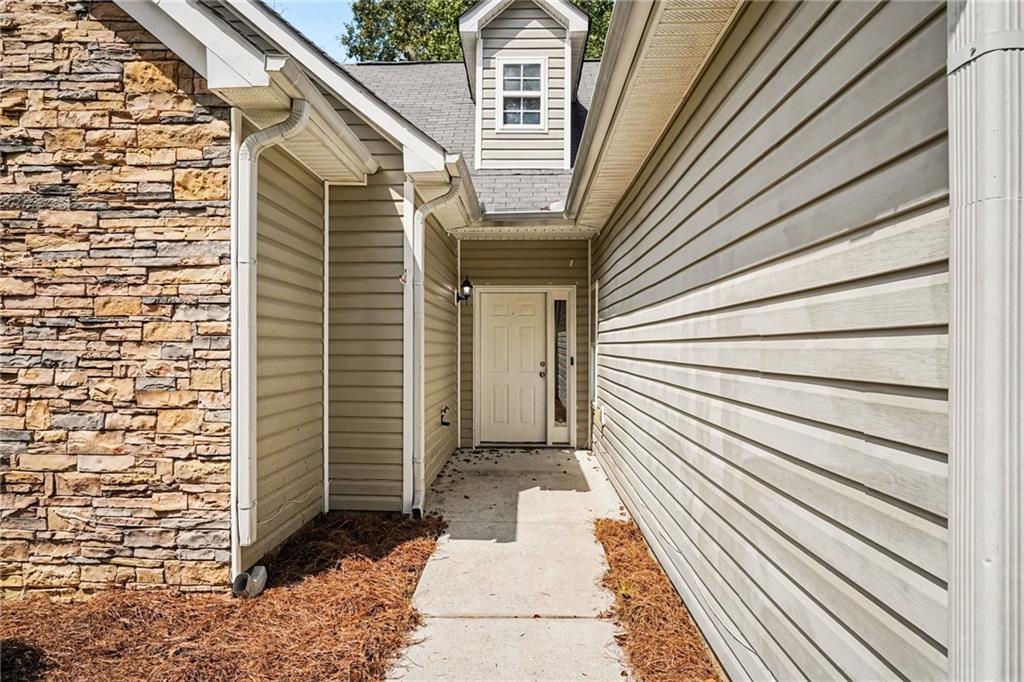 311 Sweetbriar Lane