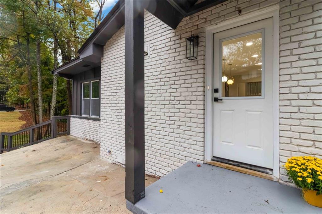 2338 GREENGLADE Road NE