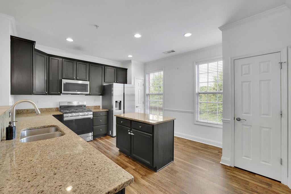 526 Williamson St SE 375