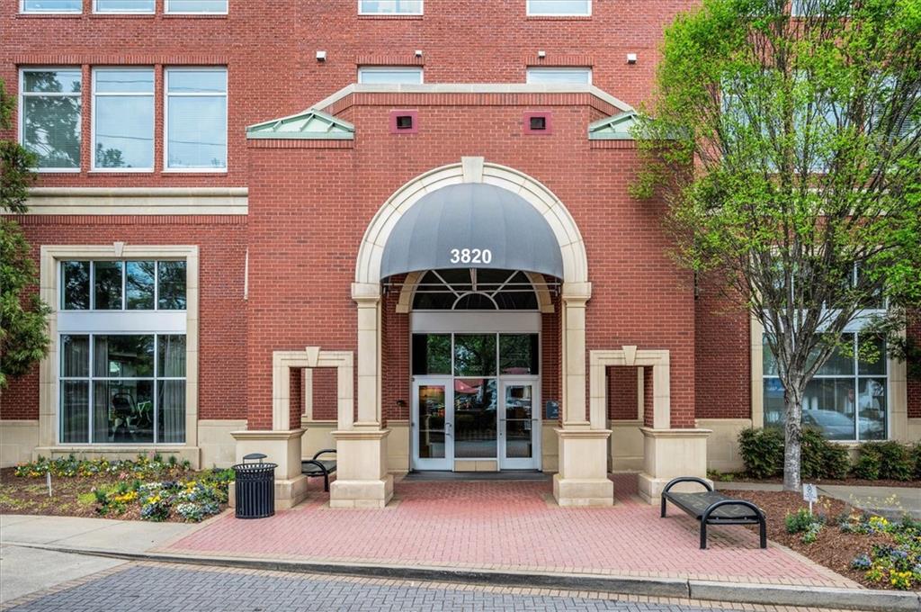 3820 Roswell Road NE 211