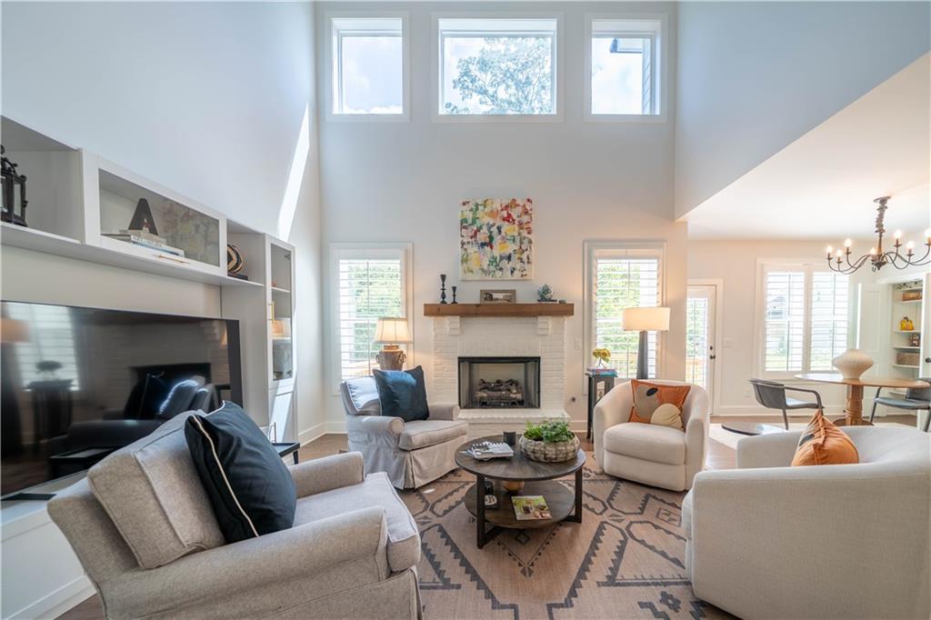 9 Grove Pointe Way SE