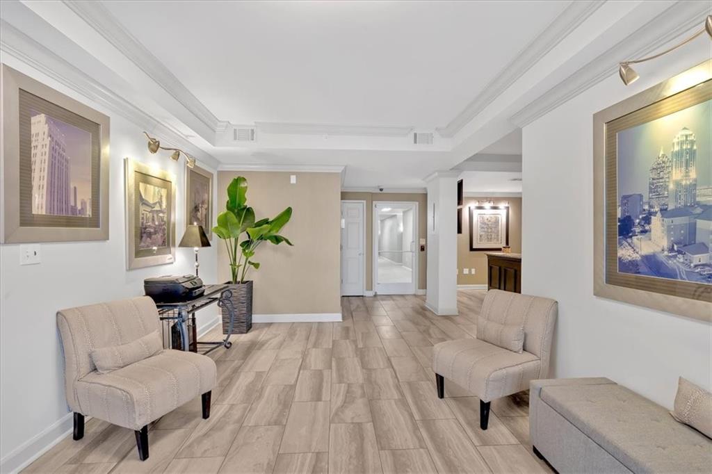1075 Peachtree Walk NE A206