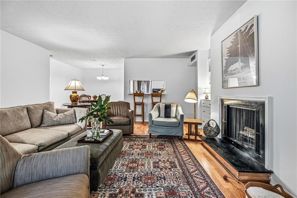 1003 Summit North Drive NE 1003