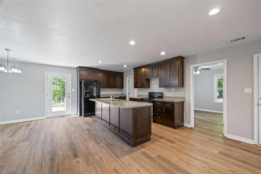 479 NORTH POINT CIR