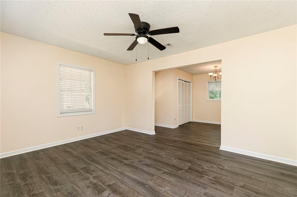 1898 Live Oak Drive