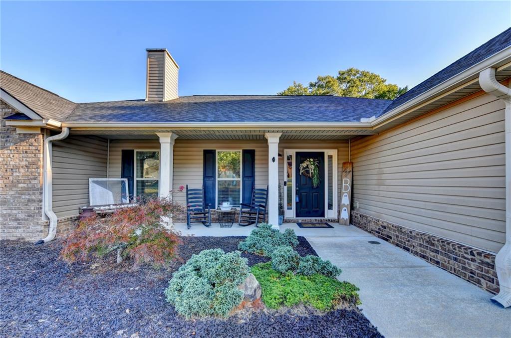 1052 Blakewood Court