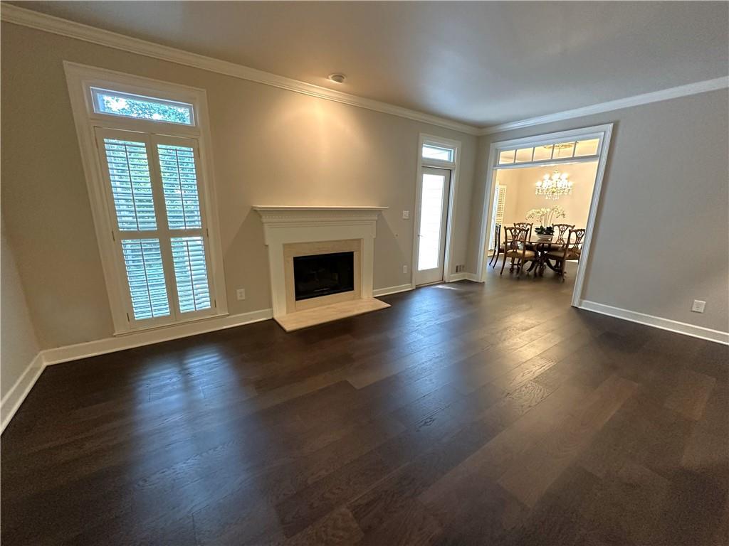 7155 Roswell Road 3