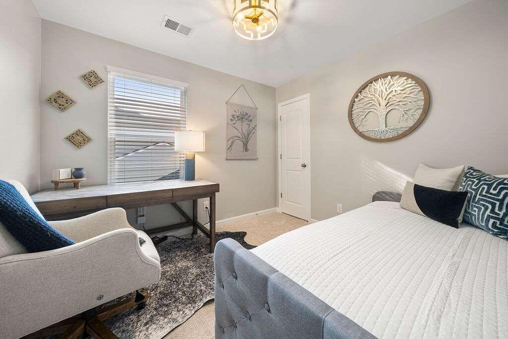 Laurel Ridge - Residential