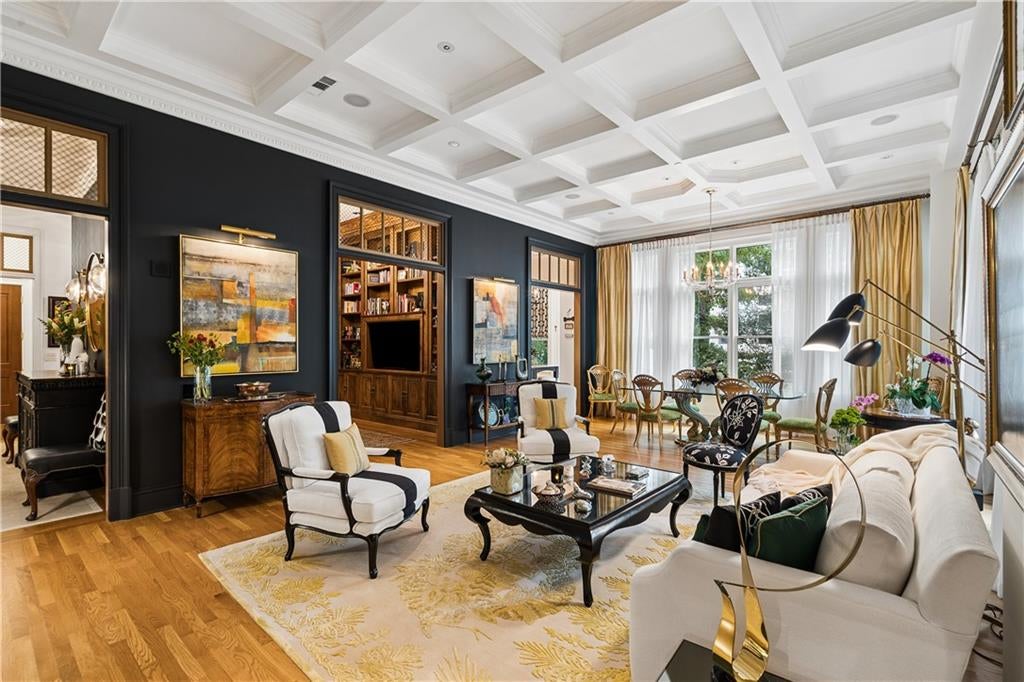 Photo of 2500 Peachtree Road #103 S, Atlanta, GA 30305 (MLS # 7840319)