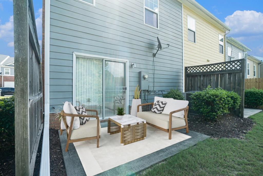 818 Arbor Gate